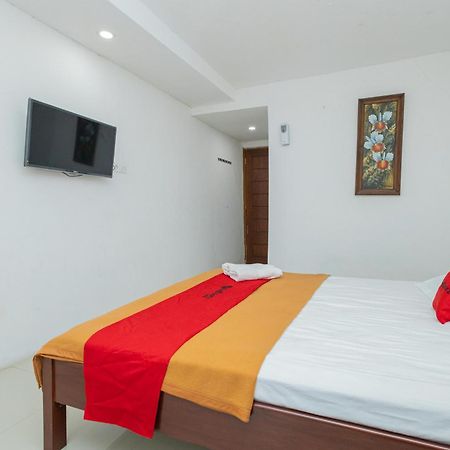 Reddoorz Syariah At Wisma Djokorio Poncokusumo Malang Extérieur photo